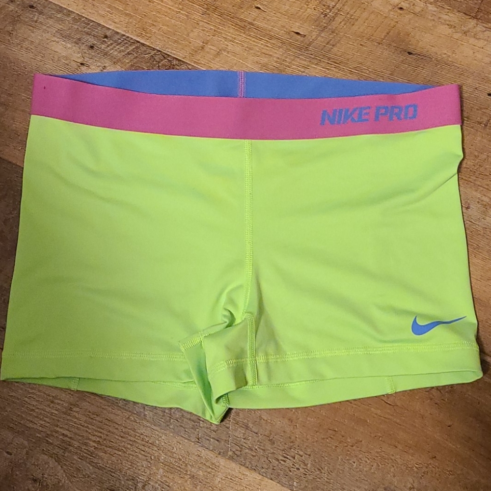 Womens Dri-fit athletic shorts